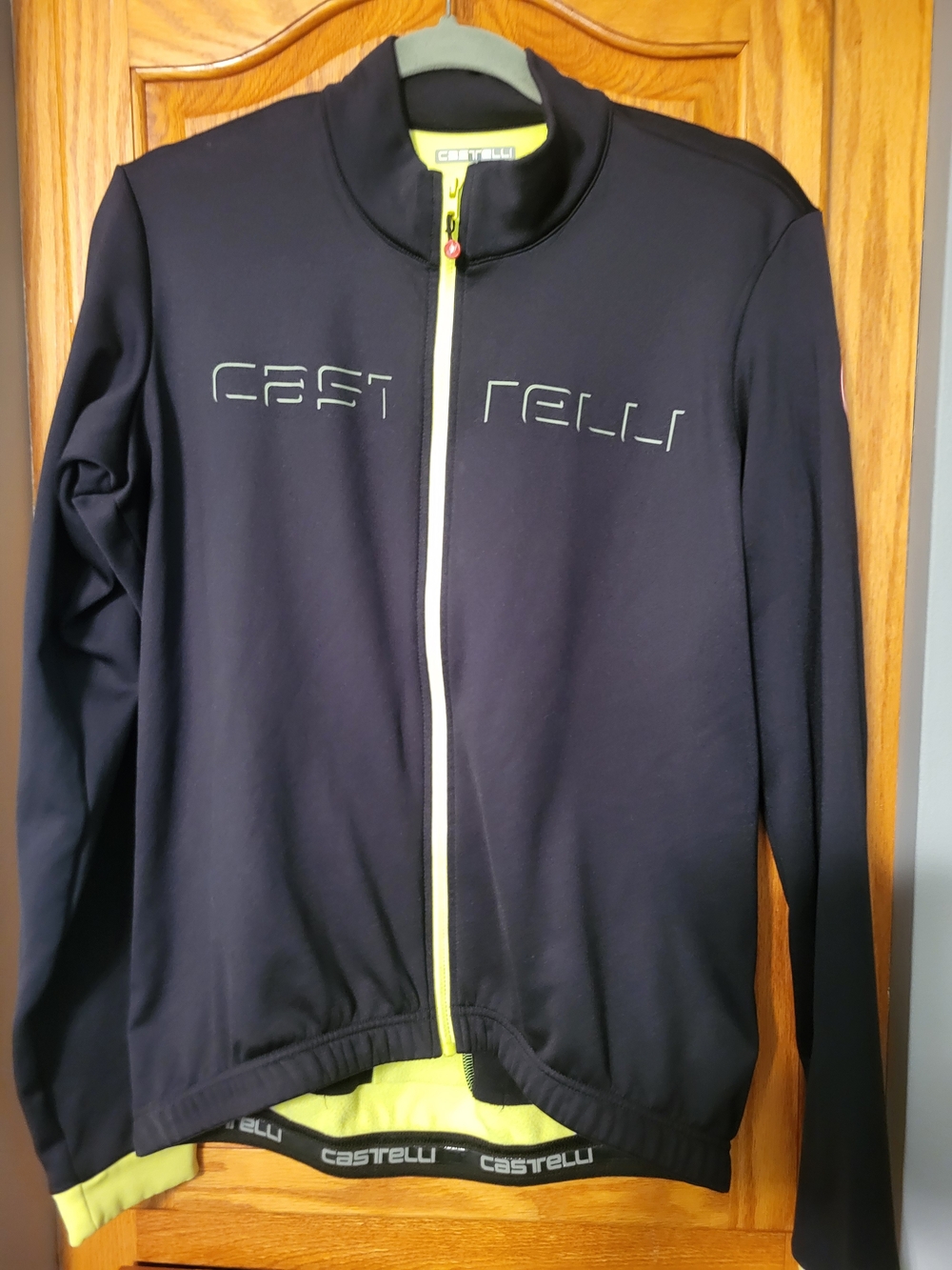 Castelli Men's Black Cycling Jacket with Lime Accents
